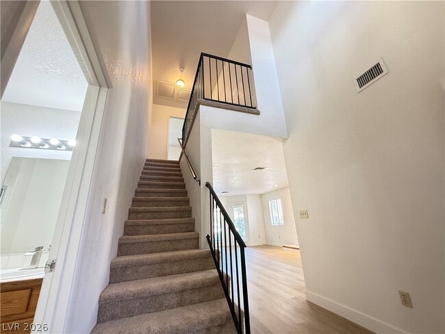 Building Photo - 4025 Delos Dr