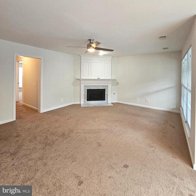 Building Photo - 9250 Cardinal Forest Ln