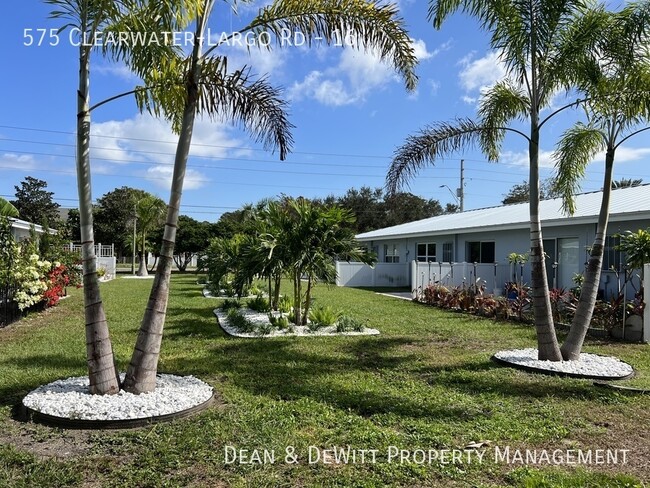 Building Photo - 1 Bed/1 Bath - Unit 16