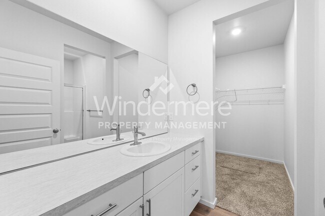 Building Photo - 3543 S Keller Ln
