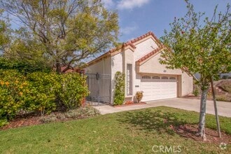 Building Photo - 5239 Elvira
