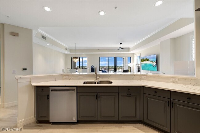 Building Photo - 10733 Mirasol Dr