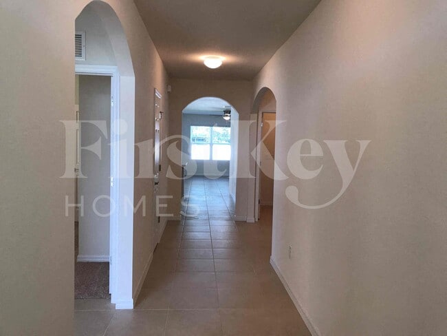 Foto del edificio - 620 SE 1st Pl