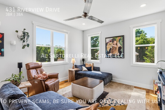 Building Photo - 431 Riverview Dr
