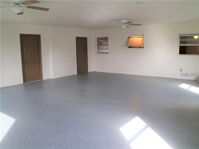 Foto del edificio - 4102 Darlington Rd