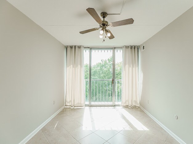 Foto del edificio - 401 Cooper Landing Rd