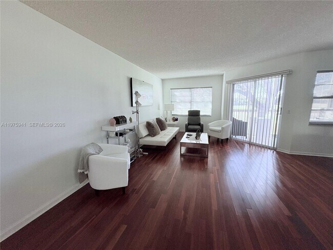 Foto del edificio - 1300 SW 125th Ave