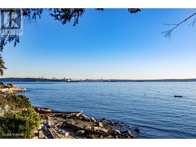 Building Photo - 3390 Radcliffe Ave