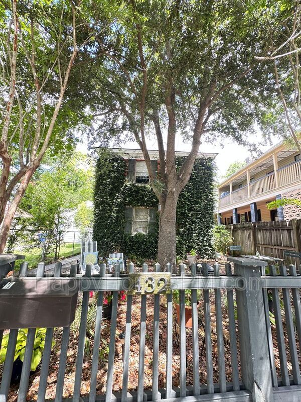 Primary Photo - 432 Race St