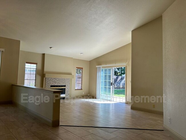 Building Photo - 9363 Foulks Ranch Dr