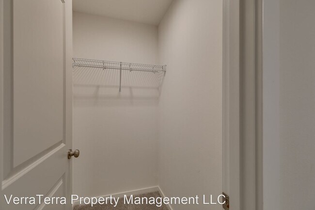 Foto del edificio - 3 br, 2.5 bath House - 3216 15th Ave W Unit D