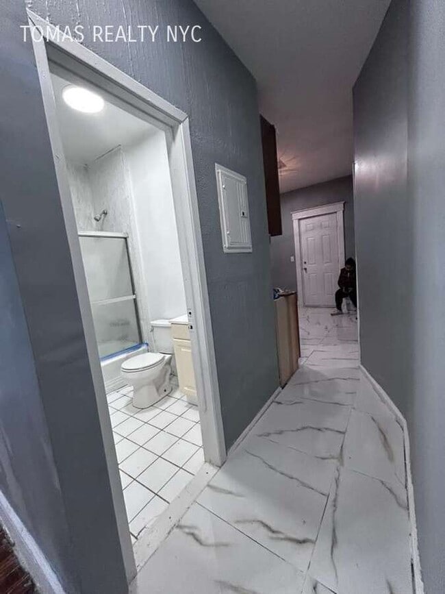 Photo - 37 Altonwood Pl Apartment