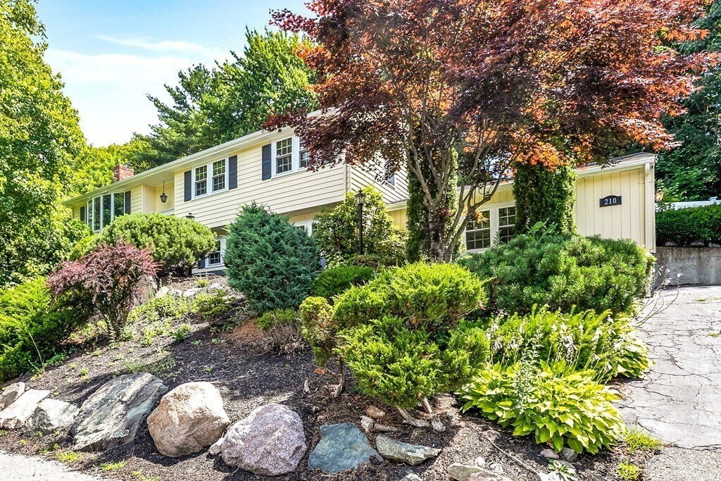 210 Lisle St, Braintree, MA 02184 House Rental in Braintree, MA