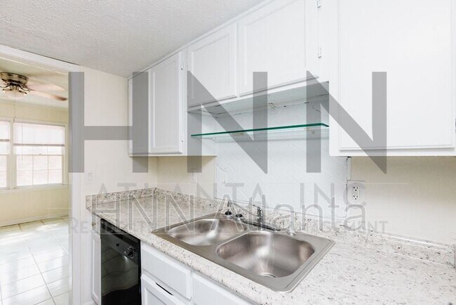 Building Photo - 5646 Executive Way