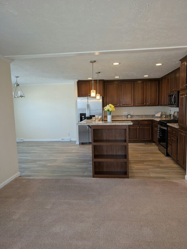 Building Photo - 52553 Elmcrest Ct