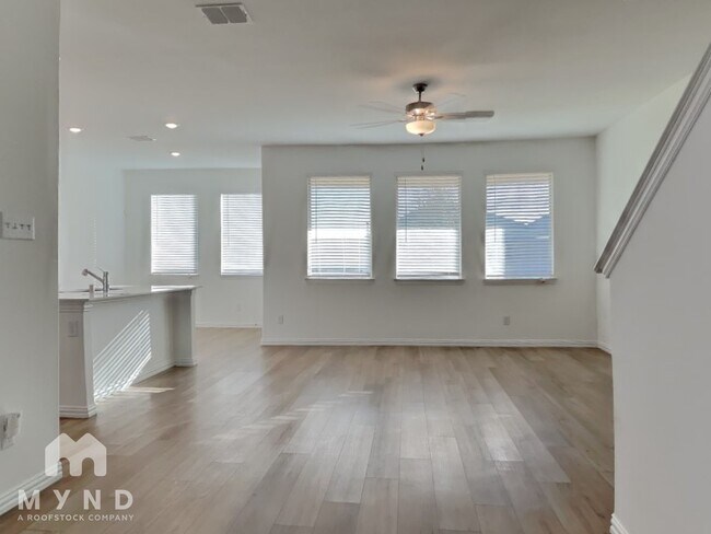 Building Photo - 3345 Cardinal Flower Pl
