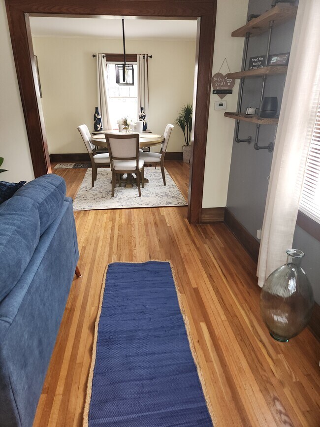 Dinning Room Entry - 229 Penhurst St