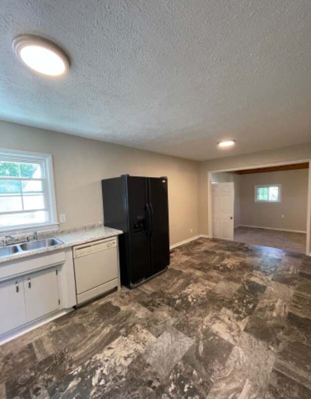 Building Photo - 106 Herbison Ln