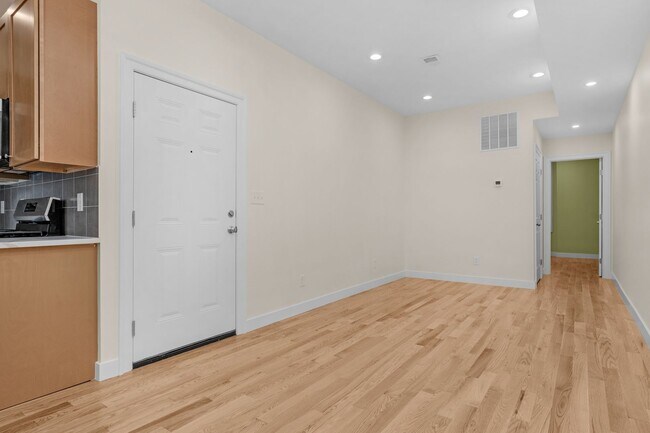 Photo - 2931 N Calvert St Apartment