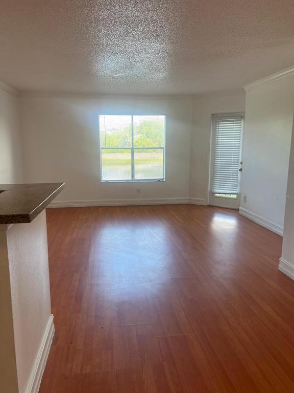 Foto del edificio - 2231 Cascades Blvd