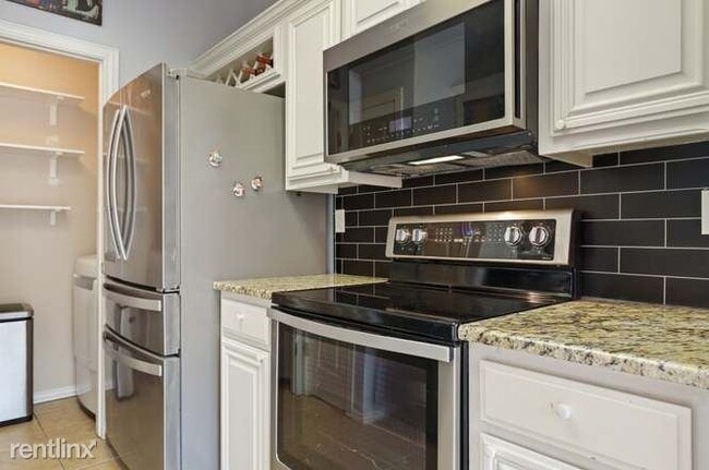 Building Photo - 1 br, 1.5 bath House - 2318 Southlake Ct