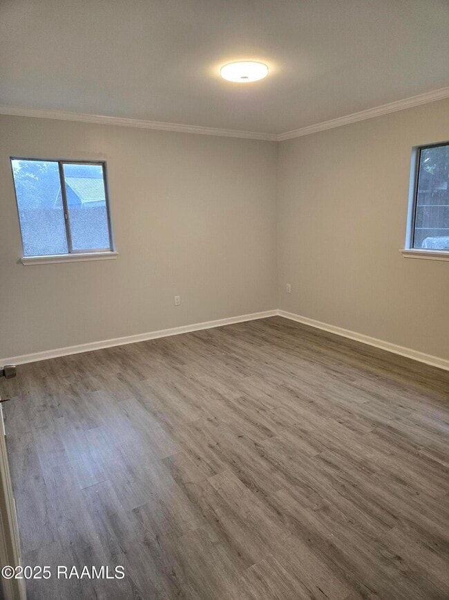 Building Photo - 1137 Madeline Ave