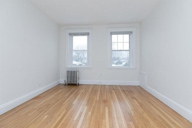 Building Photo - 30 Langdon St