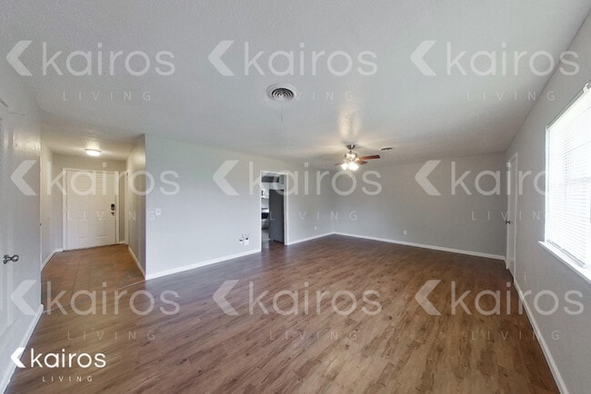 Building Photo - 5129 Leland Dr.