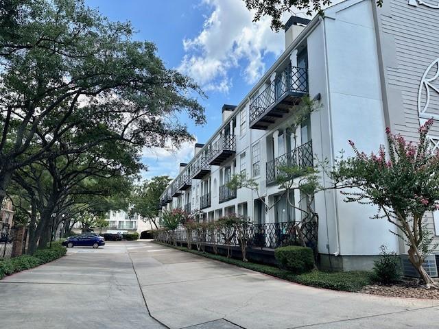Foto del edificio - 2333 Bering Dr