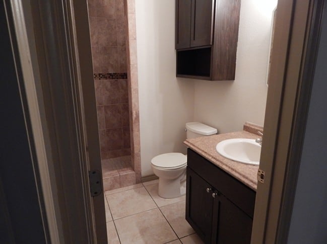Interior Photo - Bustamante Apartments