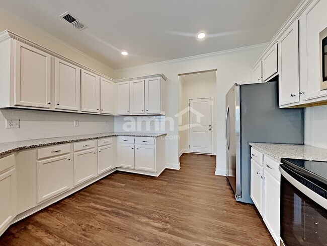 Building Photo - 588 Woodall Road