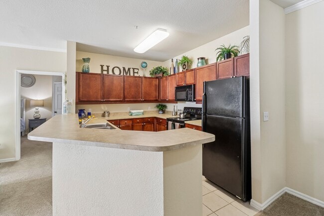 Building Photo - Bermuda Estates at Ormond Beach