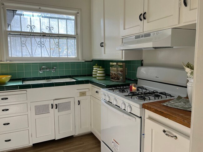 Foto del edificio - Single Story Home