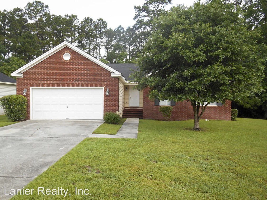 Primary Photo - 132 Wimbledon Dr