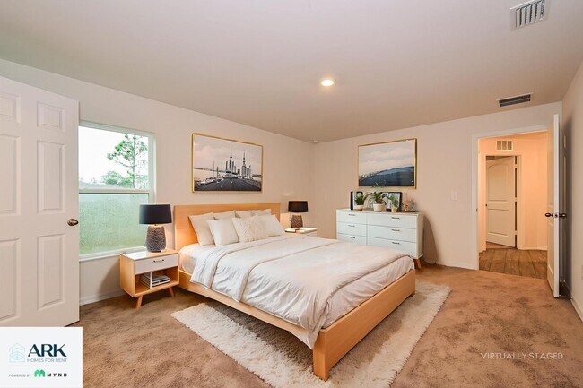 Foto del edificio - 883 Youngreen Dr