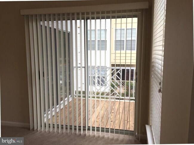 Foto del edificio - 5928 Founders Crossing Ct