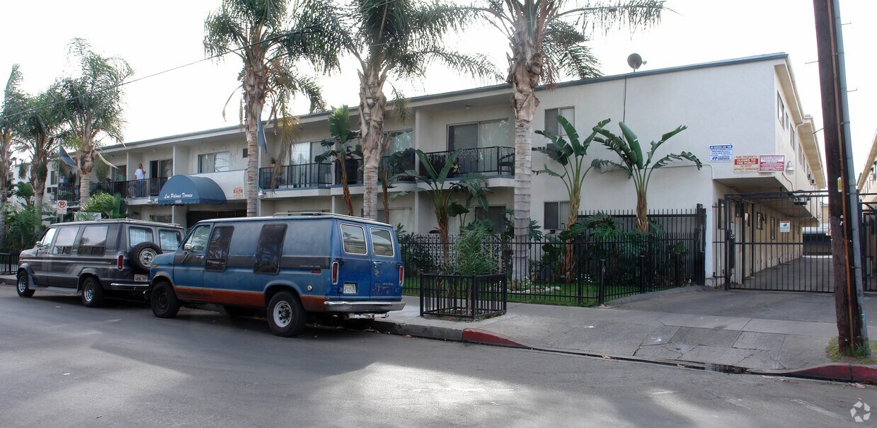 Primary Photo - Las Palmas Terrace