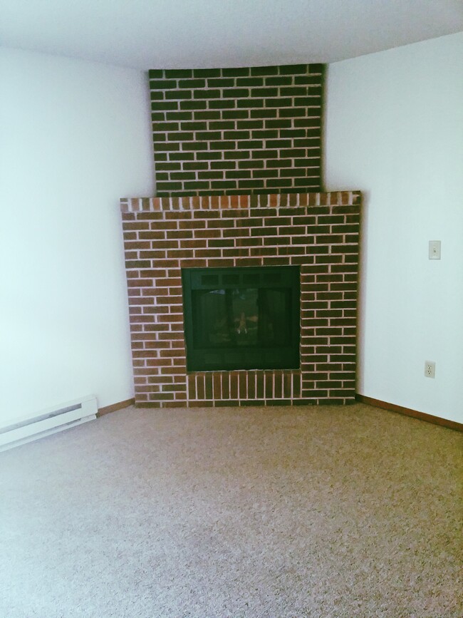 Building Photo - 1102 Hola Bird Cir