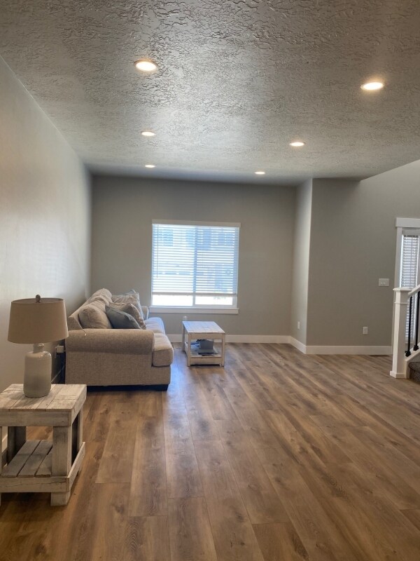 Building Photo - 2528 N Cormac Pl