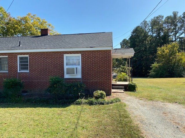 Primary Photo - Duplex / Burlington