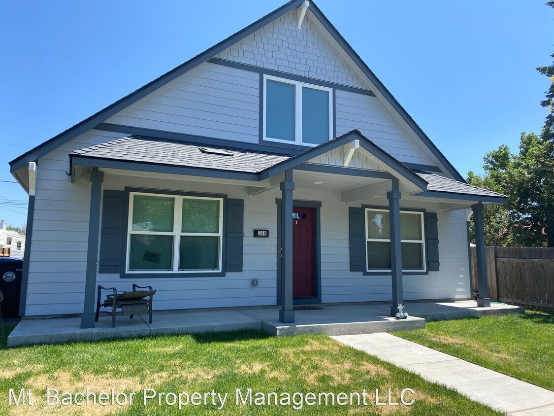 Foto principal - 332 SW 12th St