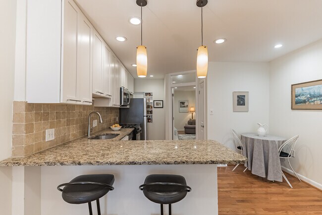 Cocina - 807 E Passyunk Ave