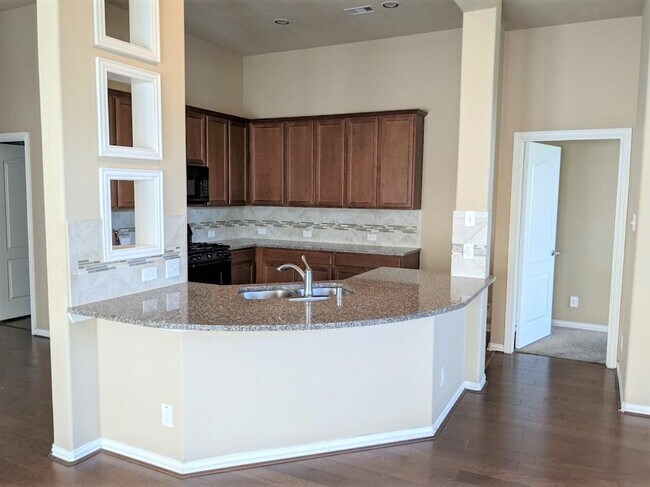 Foto del edificio - 9427 Fossil Canyon Dr