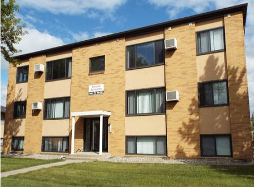 Primary Photo - Kenwood Apartments