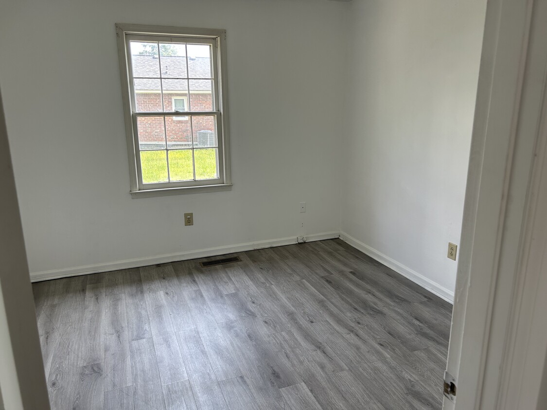 Foto del edificio - 12B Wren Ct NW
