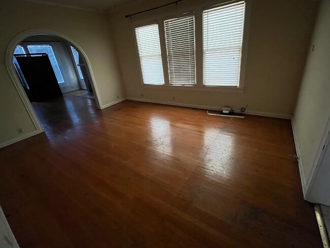 Foto del edificio - 358 N Jefferson St
