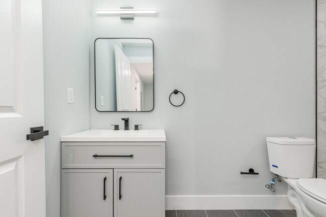 Foto del edificio - 631 N Preston St