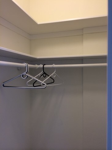 Armario para caminar - 11505 Hatteras St