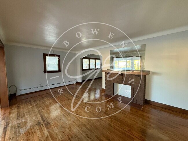 Foto del edificio - 3944 Torrance Dr