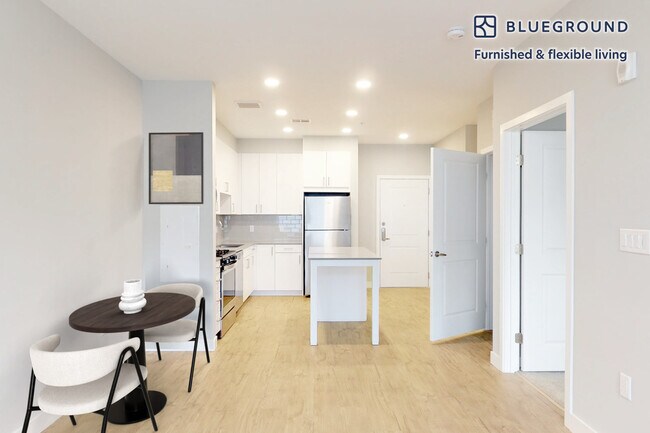 Building Photo - 861 Broadway-SI FL2-ID6751A